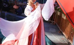 八字奶什么意思